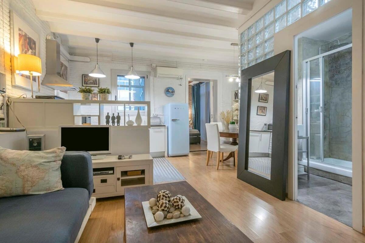 Exclusive 2 Bedroom Apartment In The City Center Barcelone Extérieur photo