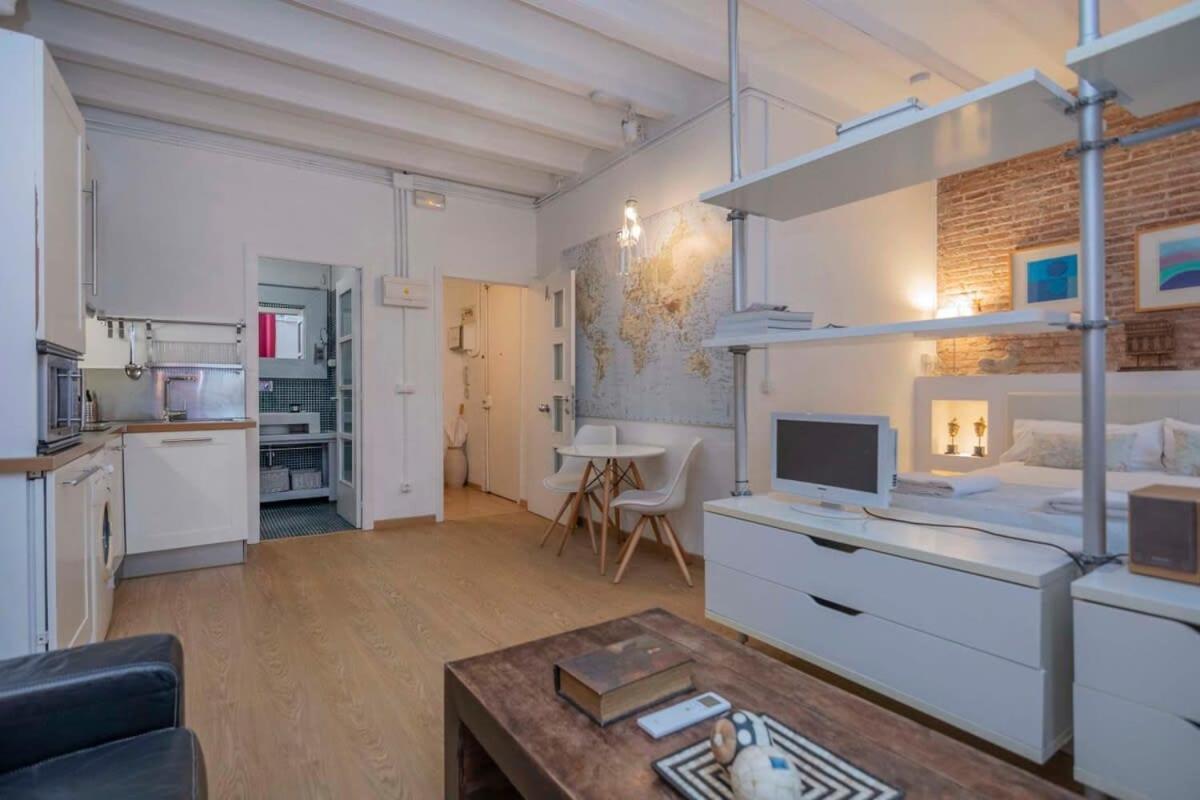 Exclusive 2 Bedroom Apartment In The City Center Barcelone Extérieur photo
