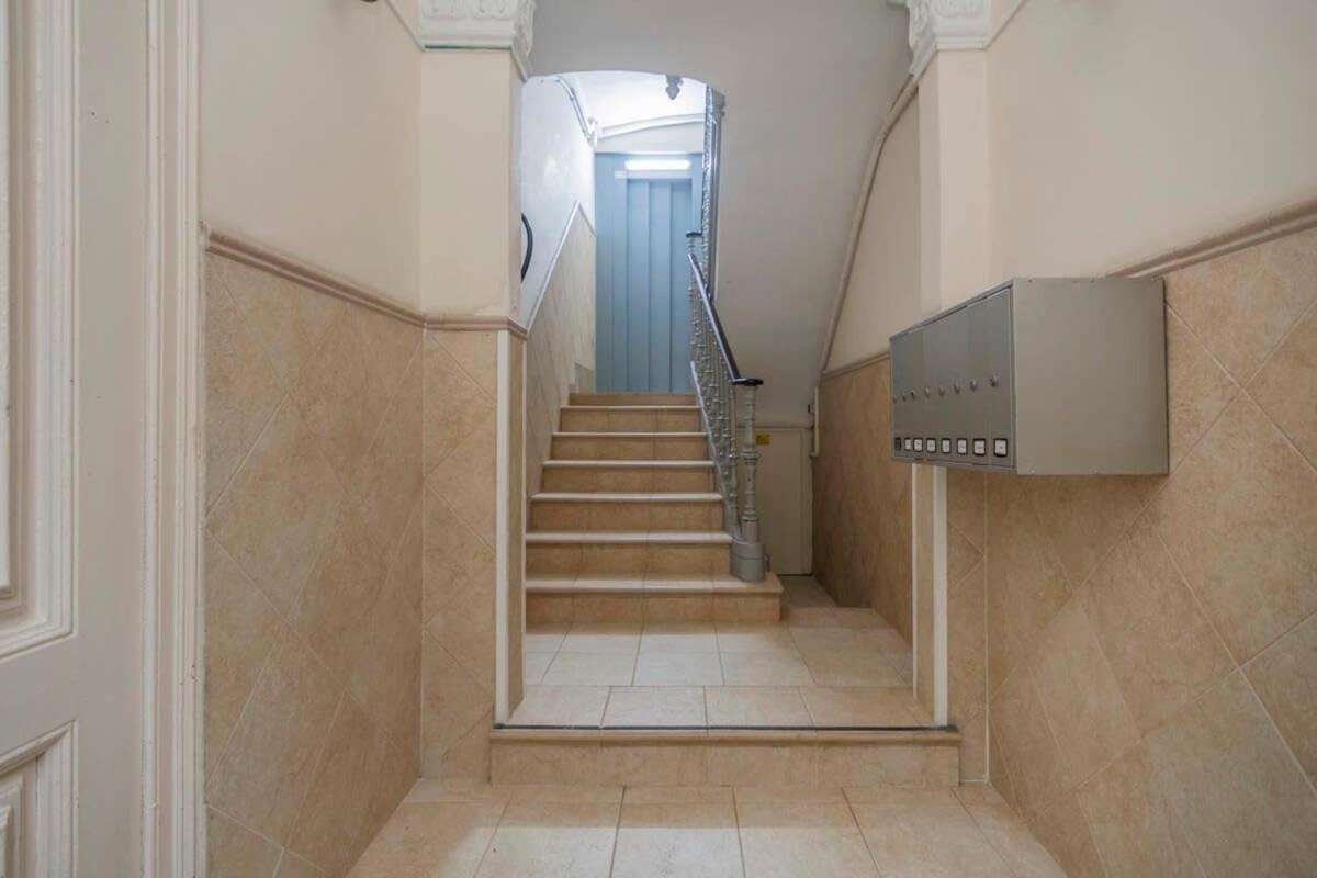 Exclusive 2 Bedroom Apartment In The City Center Barcelone Extérieur photo