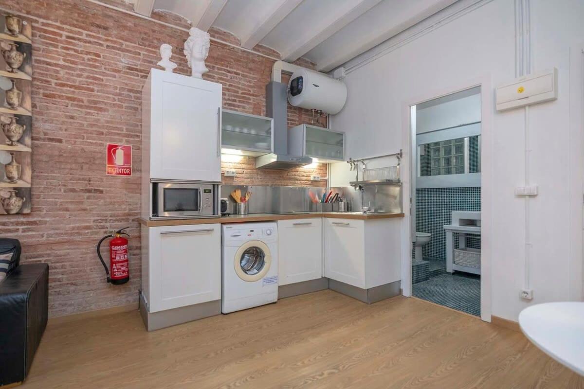 Exclusive 2 Bedroom Apartment In The City Center Barcelone Extérieur photo