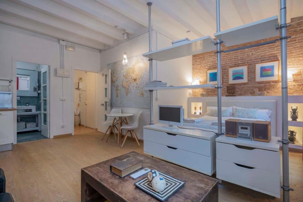 Exclusive 2 Bedroom Apartment In The City Center Barcelone Extérieur photo